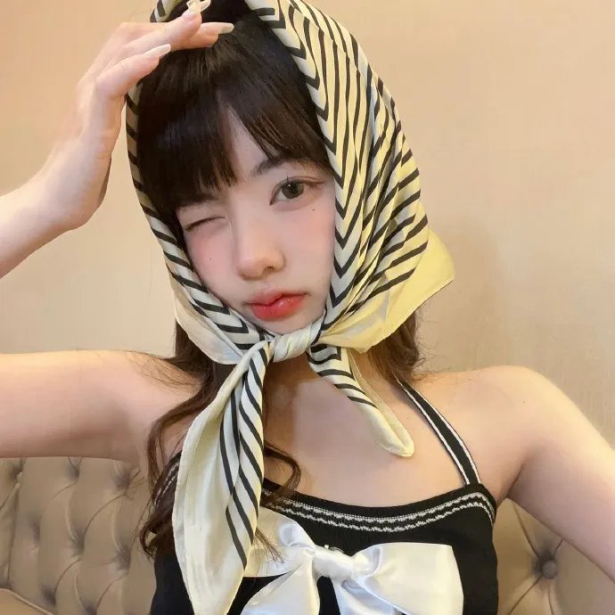 蠢爱三人行